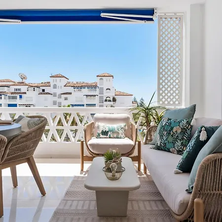 Apartment Moderno Y Luminoso En Gaviotas- Puerto Banus